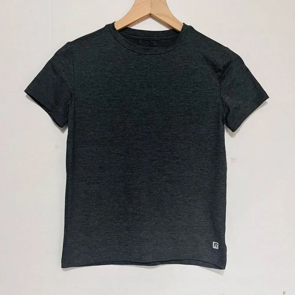 Runway Short Sleeve Top Boys Size M 8/10
